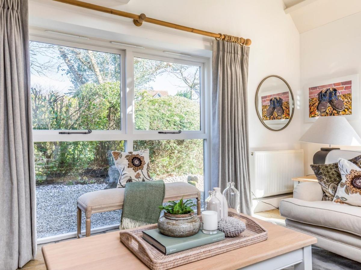 Pass The Keys Peaceful And Beautiful 1 Bedroom Barn Conversion Chichester Esterno foto