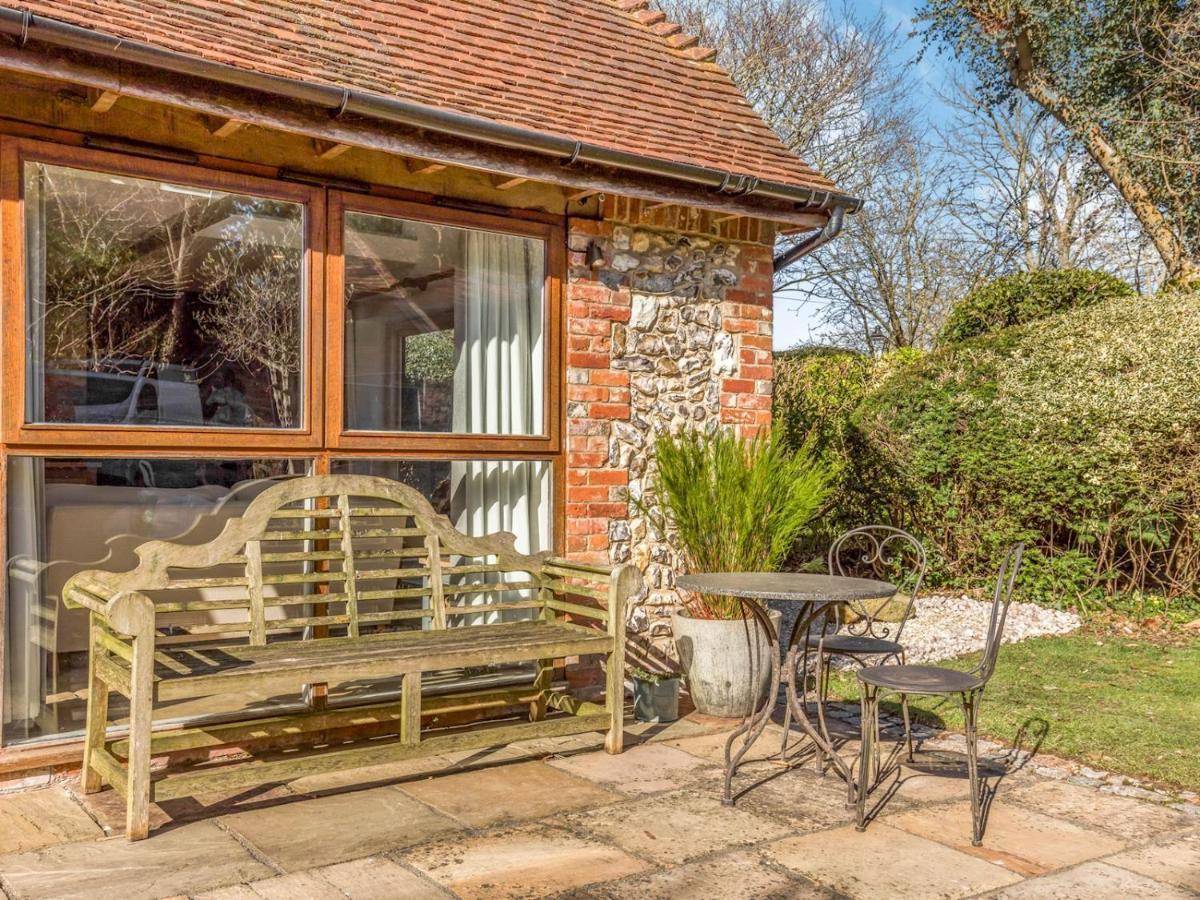 Pass The Keys Peaceful And Beautiful 1 Bedroom Barn Conversion Chichester Esterno foto