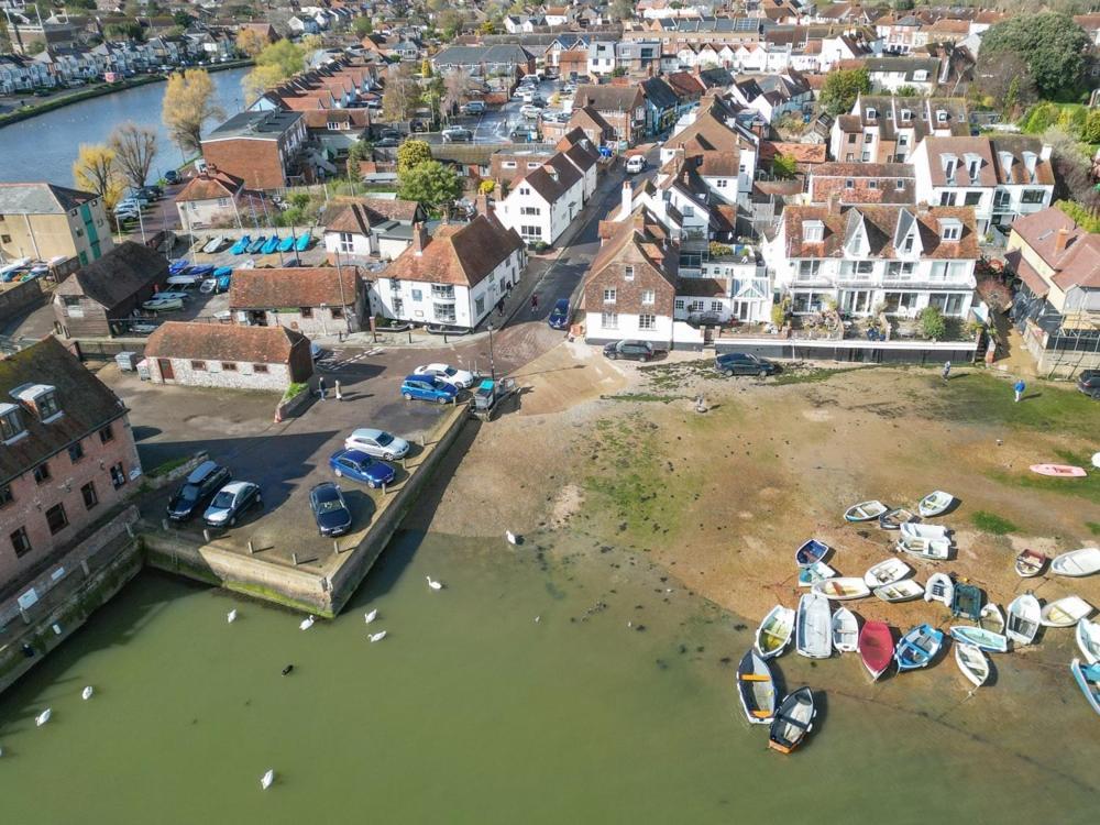 Pass The Keys Peaceful And Beautiful 1 Bedroom Barn Conversion Chichester Esterno foto